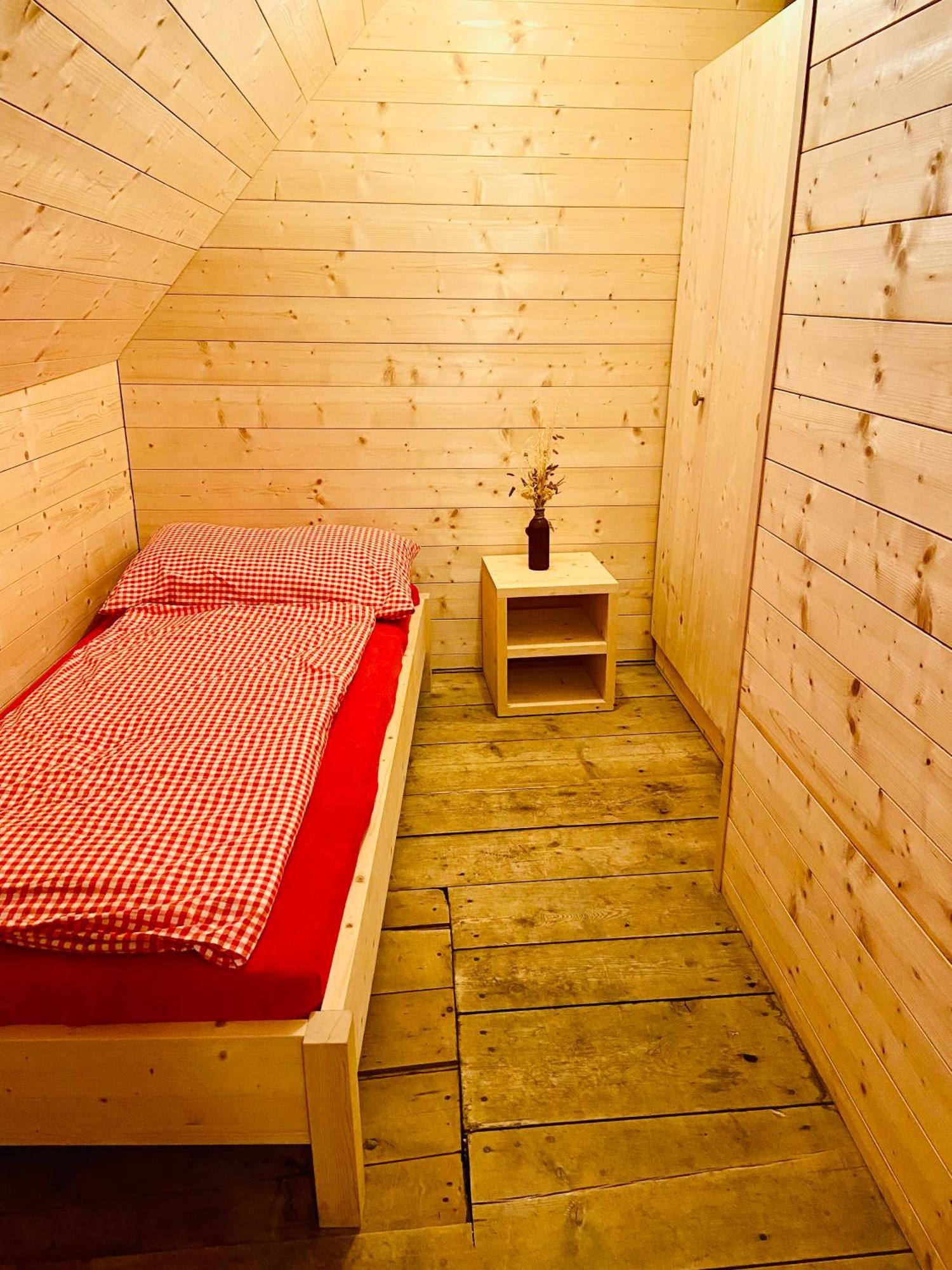 Bed and Breakfast Alp Es-Cha Dadour Madulain Экстерьер фото